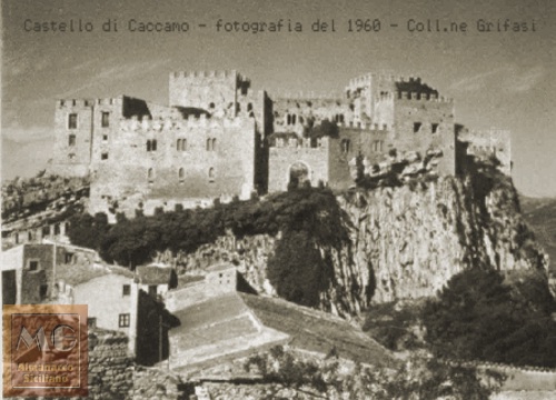Caccamo - Il Castello - foto del 1960 -  by Grifasi 29/11/01