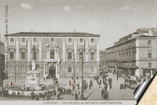 Catania Municipio e Fontana dell'elefante (1933)