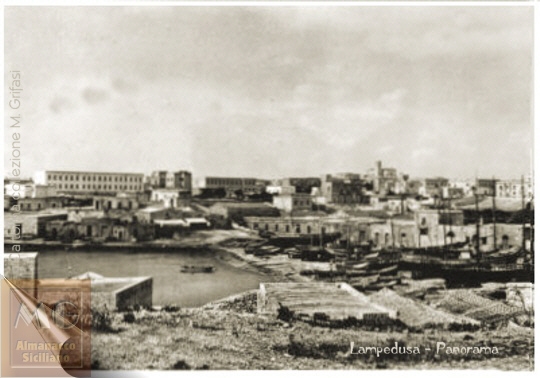 Lampedusa - scorcio del porto - cartolina del 1963 - inserita il 11/10/06
