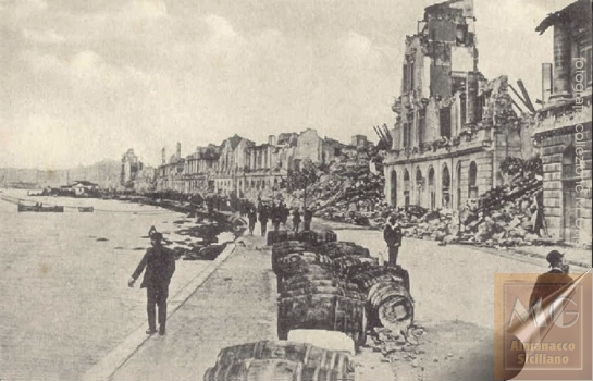 Messina dopo il terremoto del 1908 - la Palazzata distrutta