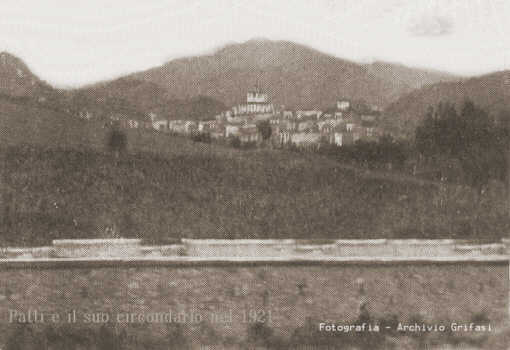 Panorama di Patti nel 1921 - fotografia inserita il 20/11/01