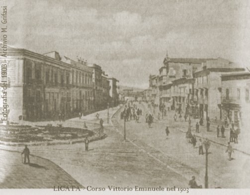 Licata - Corso Vittorio Emanuele nel 1903 - Cartolina del 1903 - inserita il 18/10/01